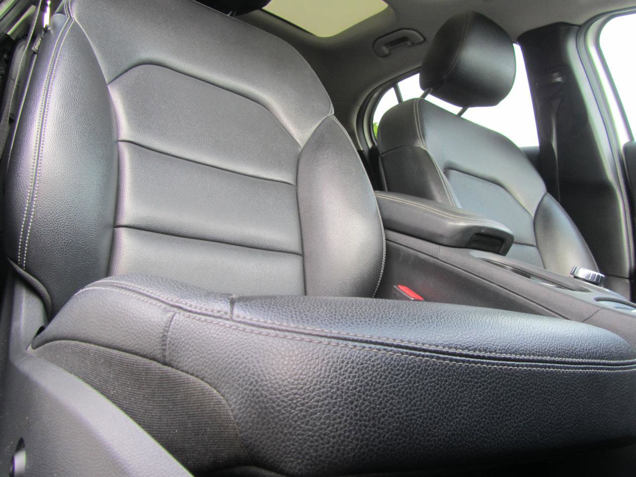 Used 2015 Mercedes-Benz GLA 250 4MATIC image 22