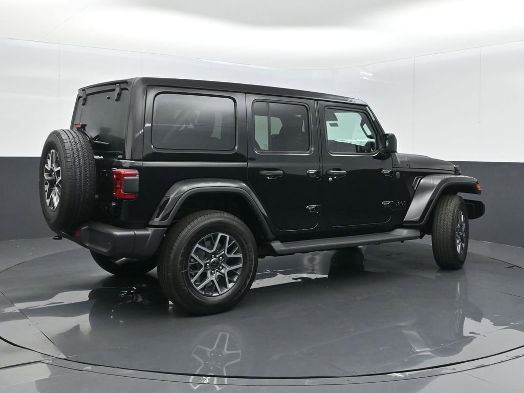 New 2025 Jeep Wrangler Sahara image 7