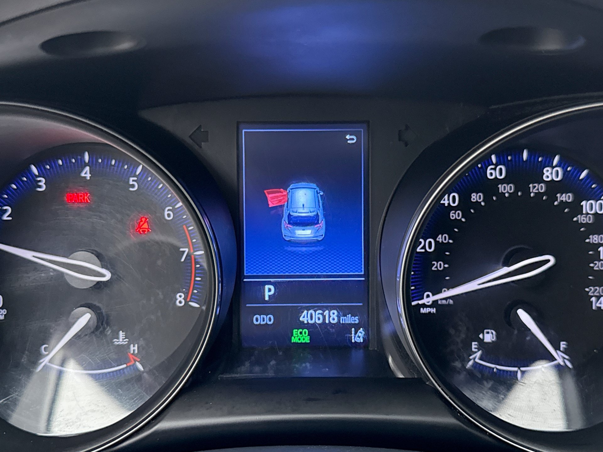 Used 2020 Toyota C-HR LE FWD image 17