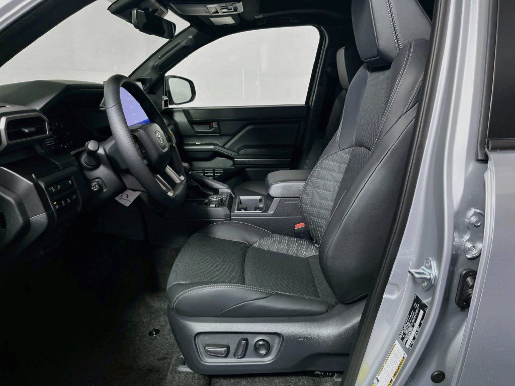 New 2026 Toyota 4Runner TRD Off-Road Premium AWD/4WD image 11