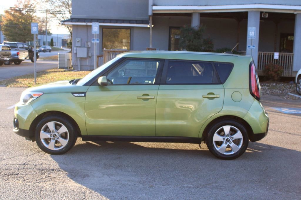 Used 2017 Kia Soul w/ Convenience Package image 4