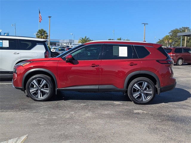 Used 2024 Nissan Rogue SL image 7