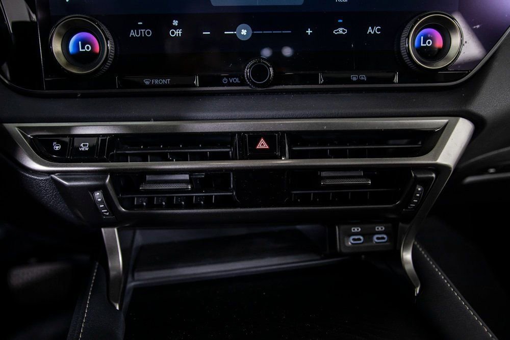 Used 2024 Lexus RX 350 image 28