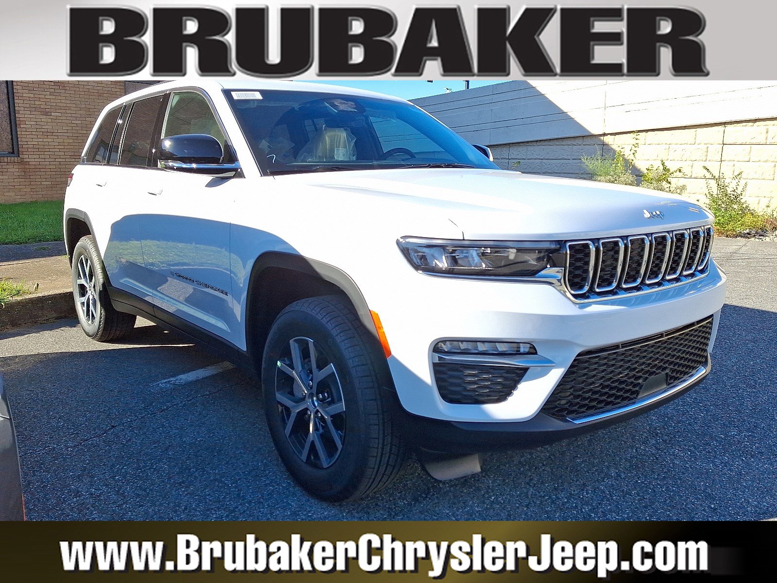 New 2025 Jeep Grand Cherokee Limited w/ Trailer Tow Package image 1