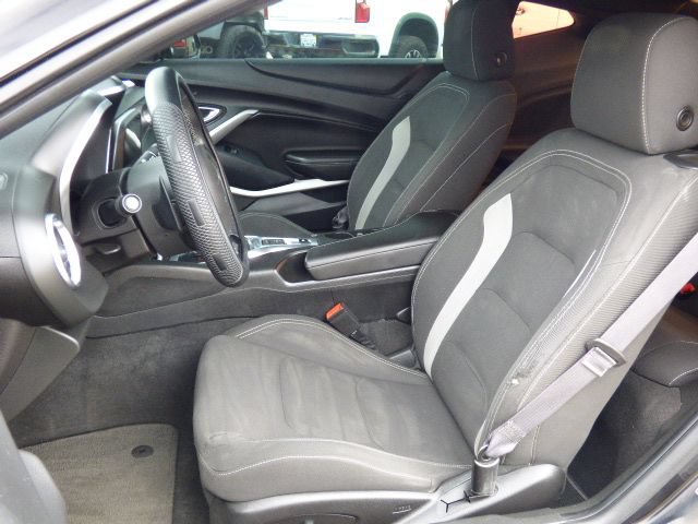 Used 2017 Chevrolet Camaro LT w/ Technology Package RWD image 21