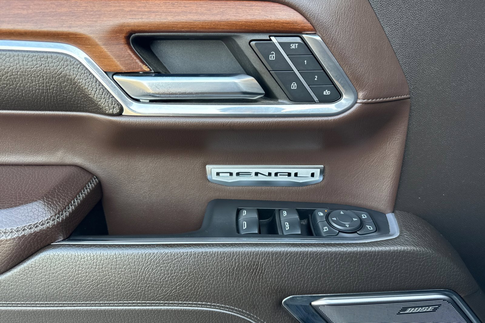 Certified 2023 GMC Sierra 1500 Denali w/ Denali Reserve Package AWD/4WD image 11