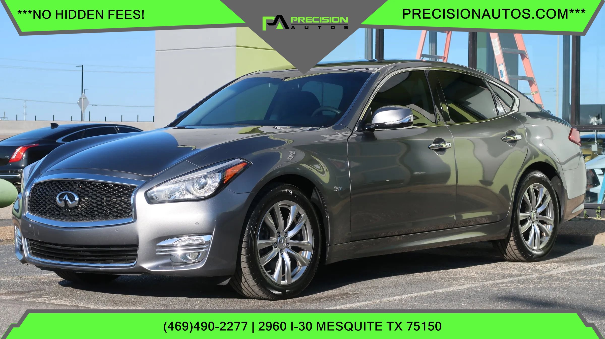 Used 2017 INFINITI Q70 3.7 image 1