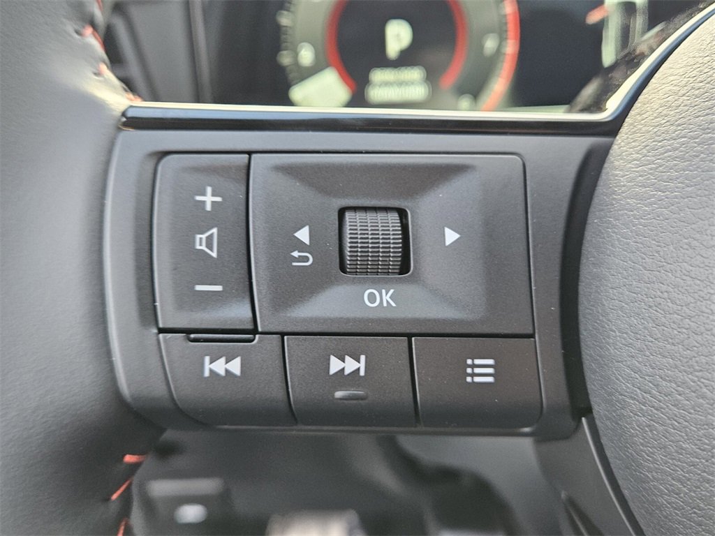 New 2026 Nissan Kicks SR image 25