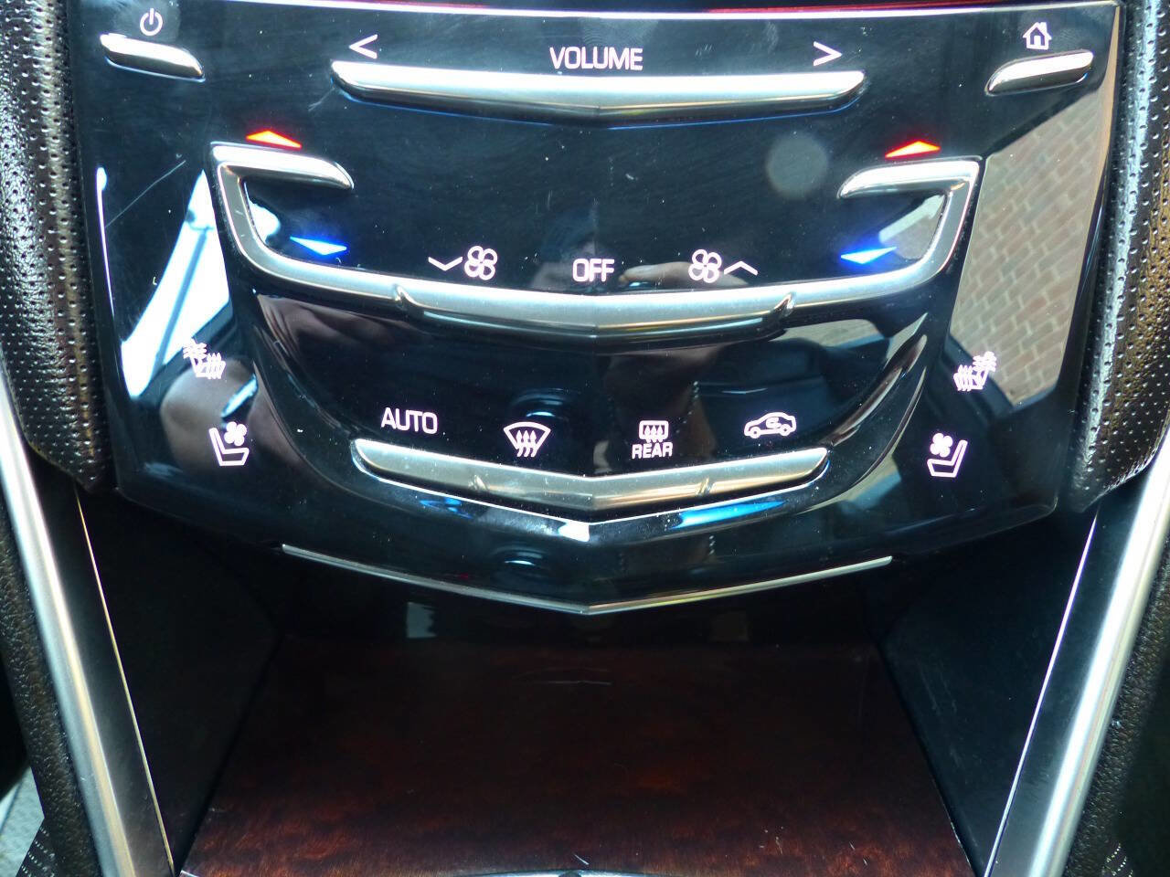 Used 2017 Cadillac XTS Luxury image 34