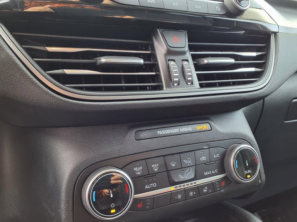 Used 2024 Ford Escape Active image 7
