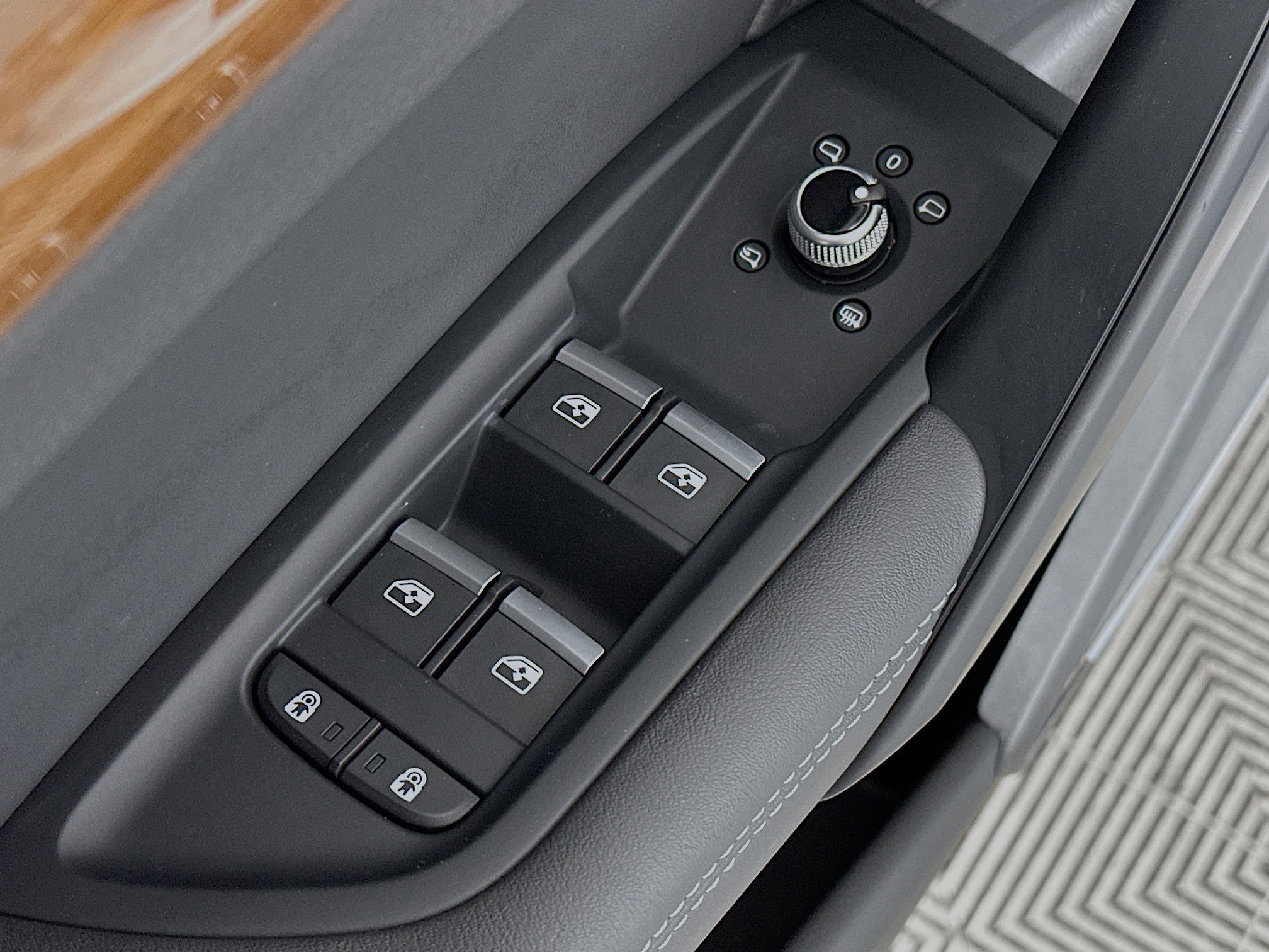 Used 2023 Audi Q5 2.0T Premium Plus w/ Premium Plus Package image 17