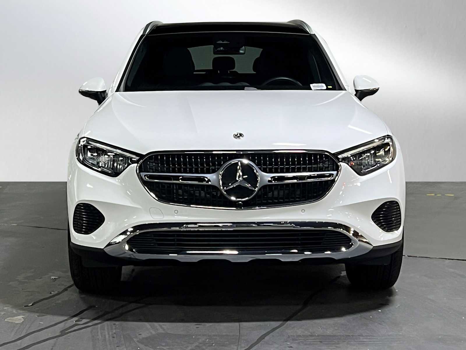 Certified 2025 Mercedes-Benz GLC 300 GLC 300 image 8
