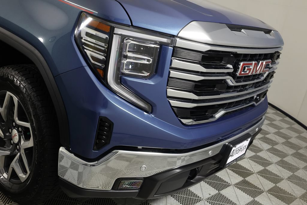 Used 2024 GMC Sierra 1500 SLT w/ SLT Premium Package AWD/4WD image 41