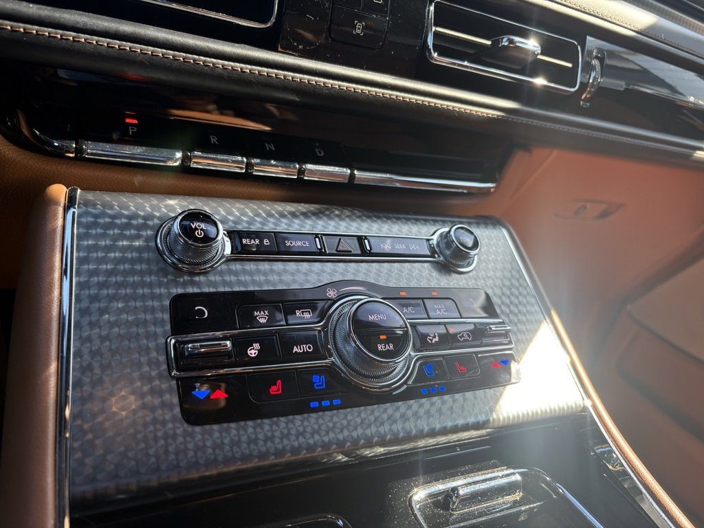 Used 2020 Lincoln Aviator Black Label w/ Dynamic Handling Package image 18