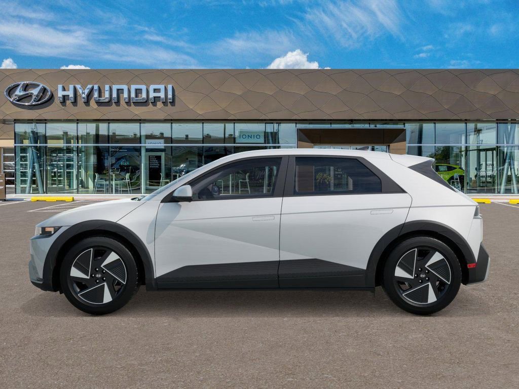 New 2026 Hyundai Ioniq 5 SEL image 3