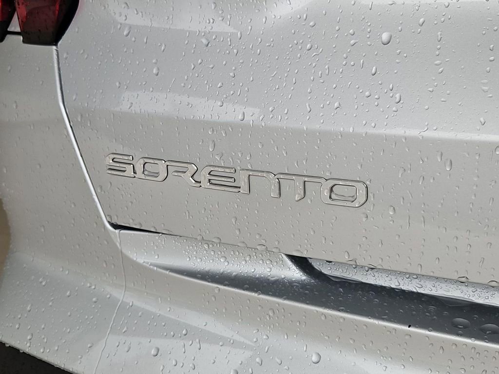 Used 2023 Kia Sorento EX image 26