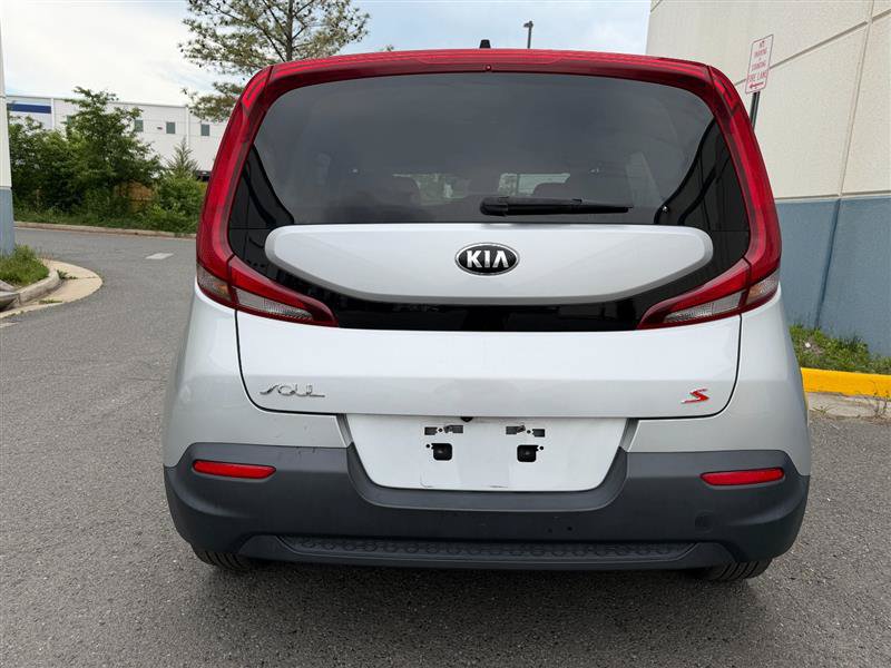 Used 2020 Kia Soul S FWD image 12