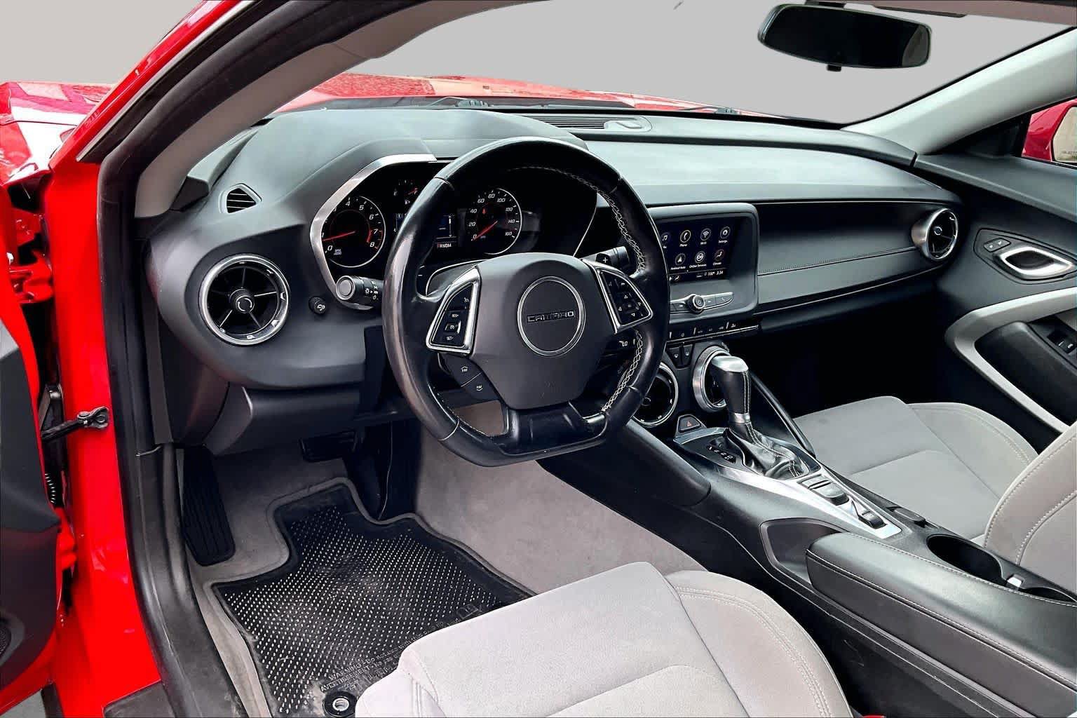 Used 2023 Chevrolet Camaro LT RWD image 18