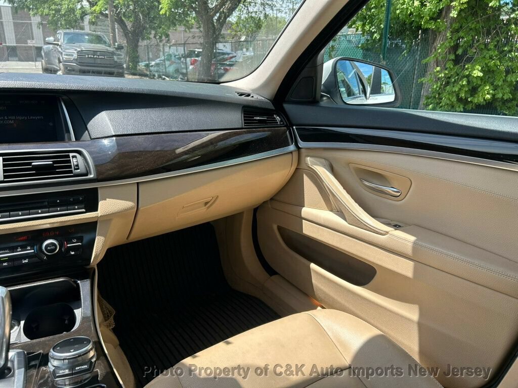 Used 2014 BMW 528i xDrive Sedan AWD/4WD image 39