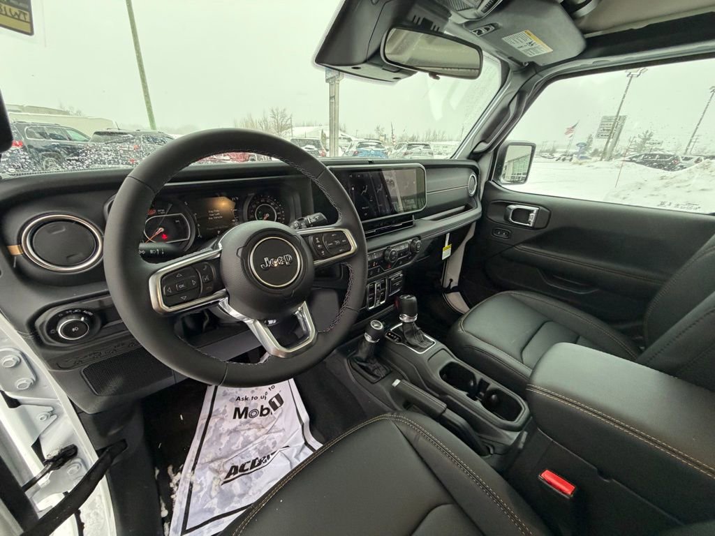 New 2026 Jeep Wrangler Unlimited Sahara AWD/4WD image 26