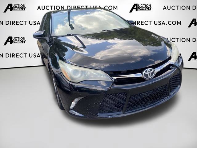 Used 2015 Toyota Camry SE FWD image 3
