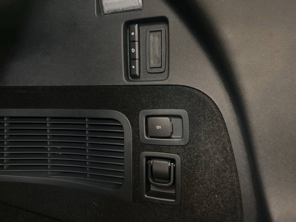 Used 2026 Lincoln Aviator AWD image 39