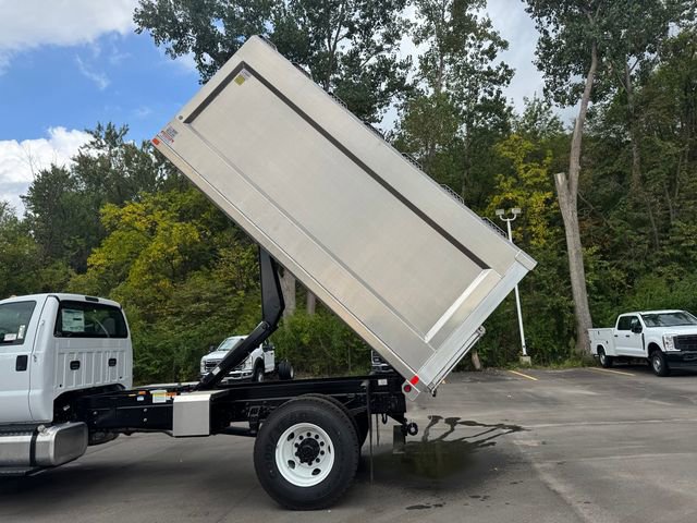 New 2026 Ford F750 2WD Regular Cab Super Duty image 31