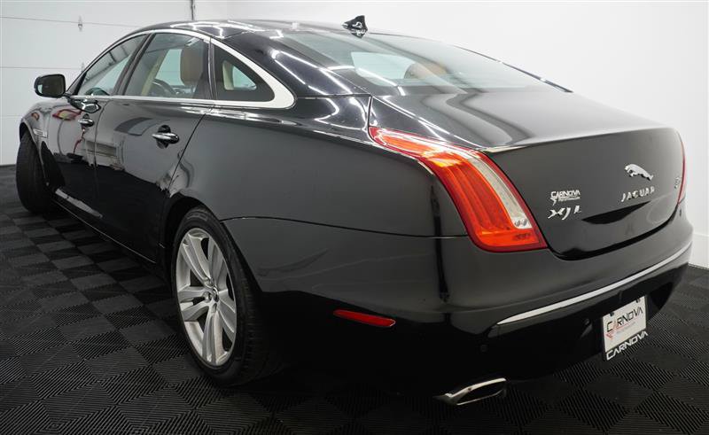 Used 2013 Jaguar XJ L Portfolio AWD/4WD image 5