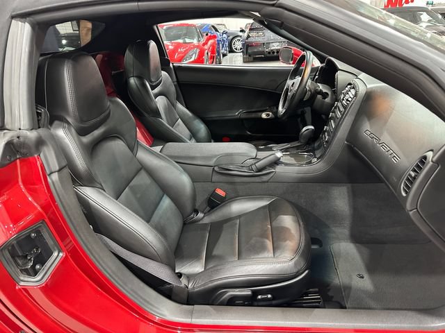 Used 2012 Chevrolet Corvette Convertible RWD image 18
