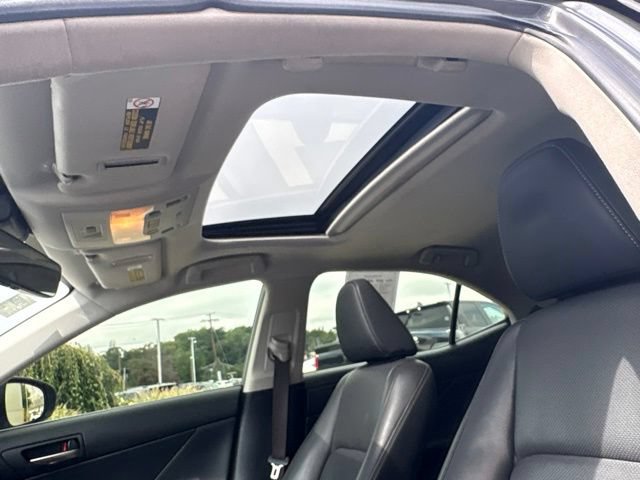 Used 2018 Lexus IS 300 AWD w/ Comfort Package image 23