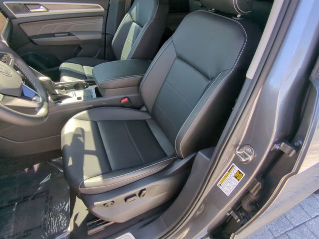 Used 2023 Volkswagen Atlas SE w/ Black Wheel Package image 20