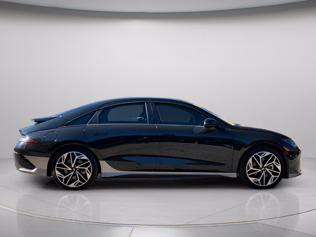 Used 2024 Hyundai Ioniq 6 SEL AWD/4WD image 8