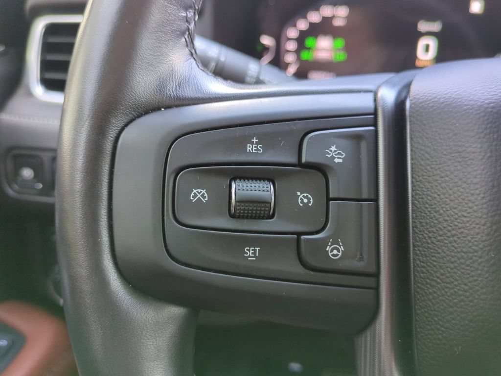 Used 2024 GMC Yukon Denali Ultimate AWD/4WD image 29
