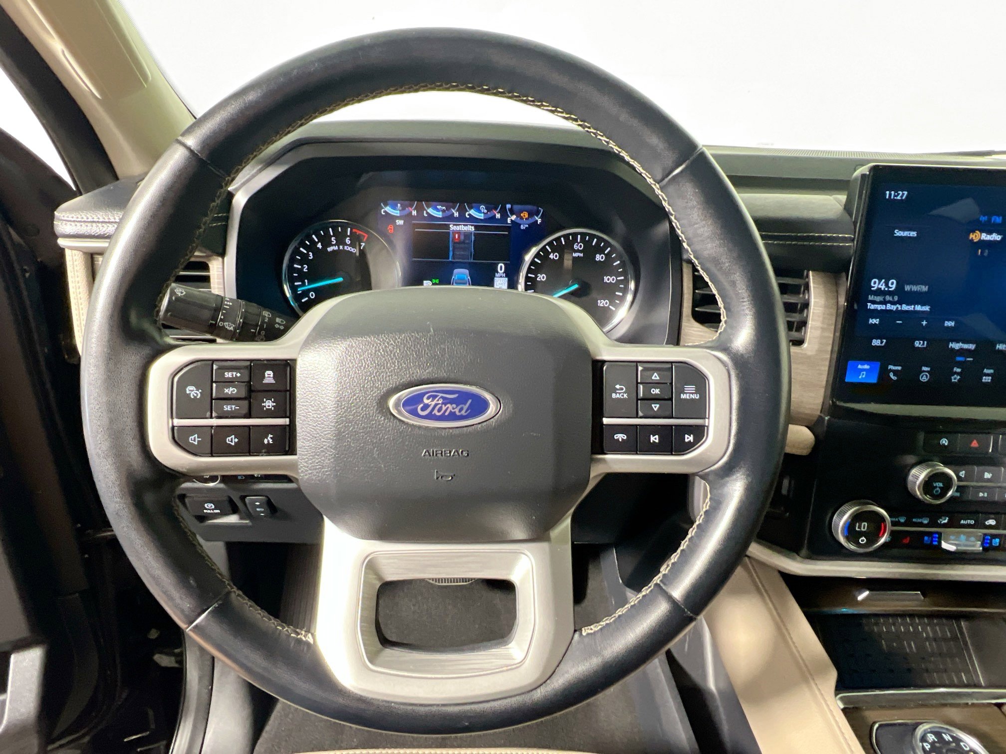 Used 2024 Ford Expedition Limited AWD/4WD image 17