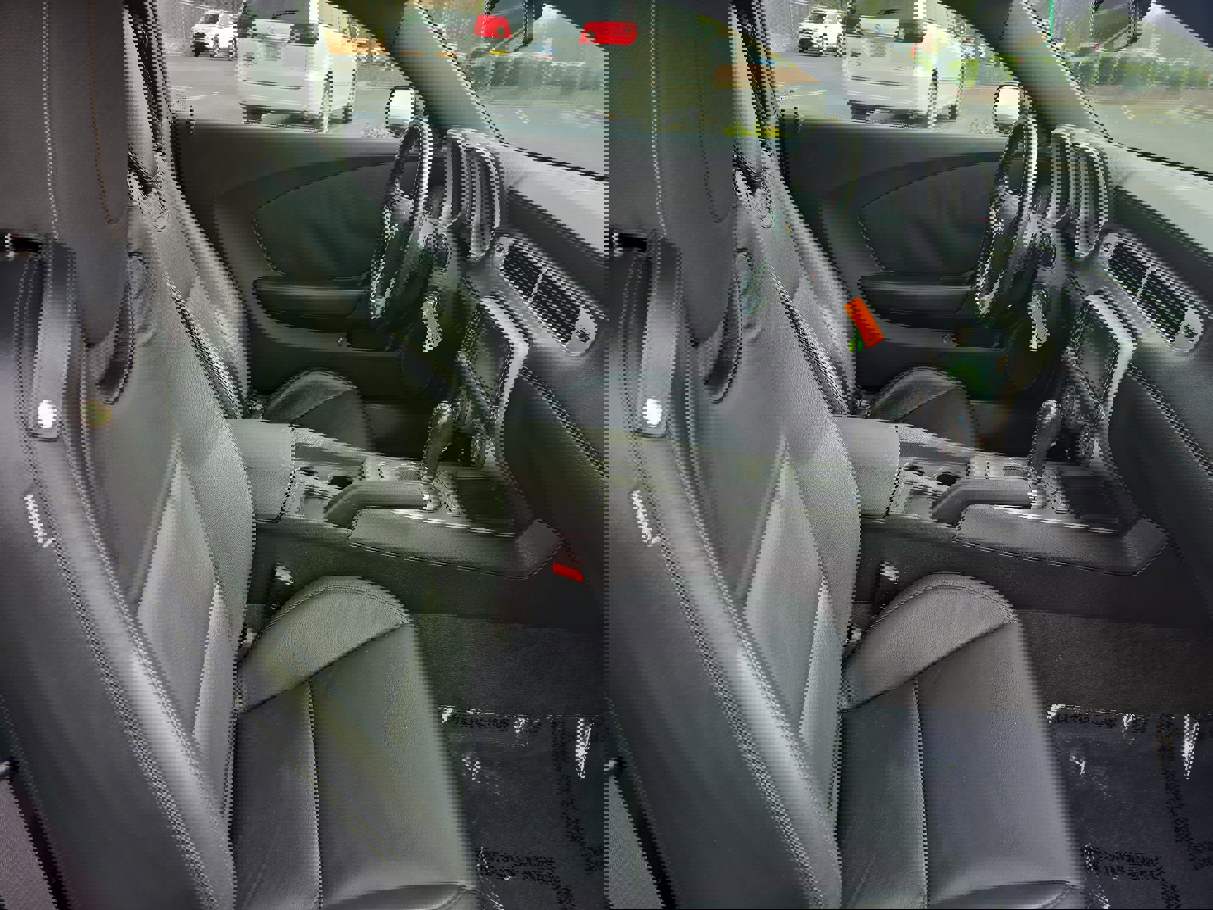 Used 2014 Chevrolet Camaro LT image 10