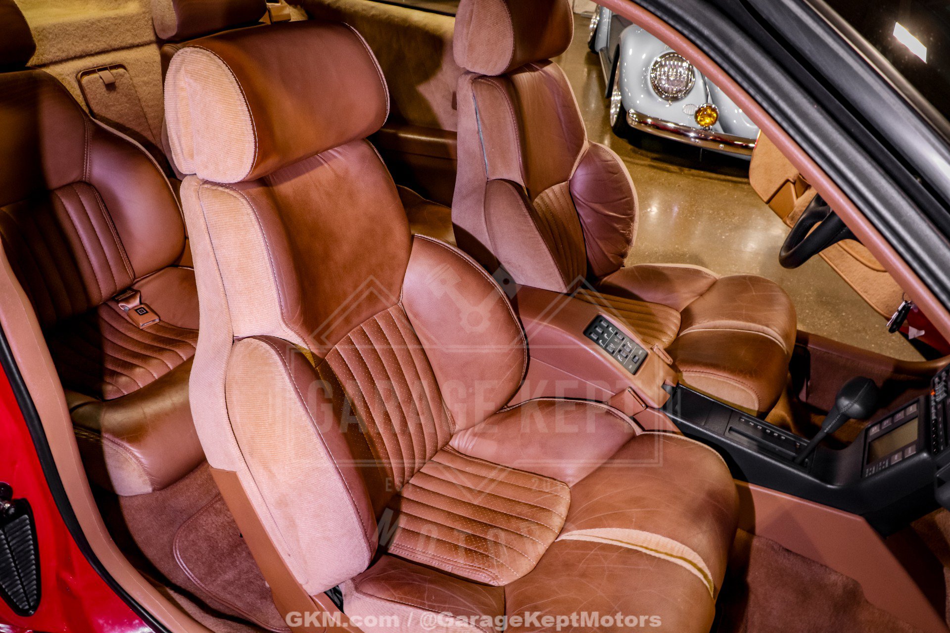 Used 1990 Pontiac Grand Prix SE FWD image 72
