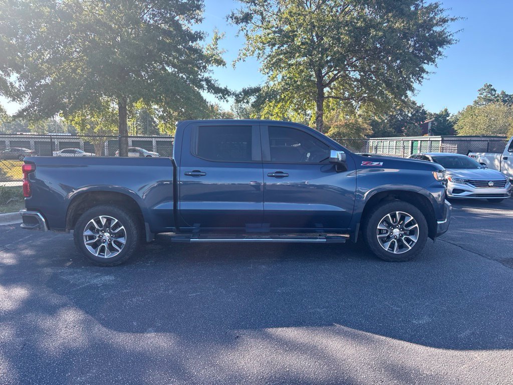 Used 2019 Chevrolet Silverado 1500 LT w/ All-Star Edition AWD/4WD image 2