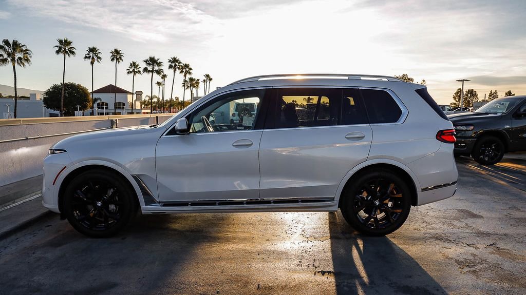 Used 2026 BMW X7 xDrive40i image 14