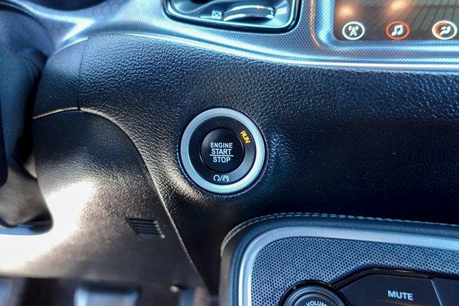 Used 2017 Dodge Challenger SXT Plus RWD image 21