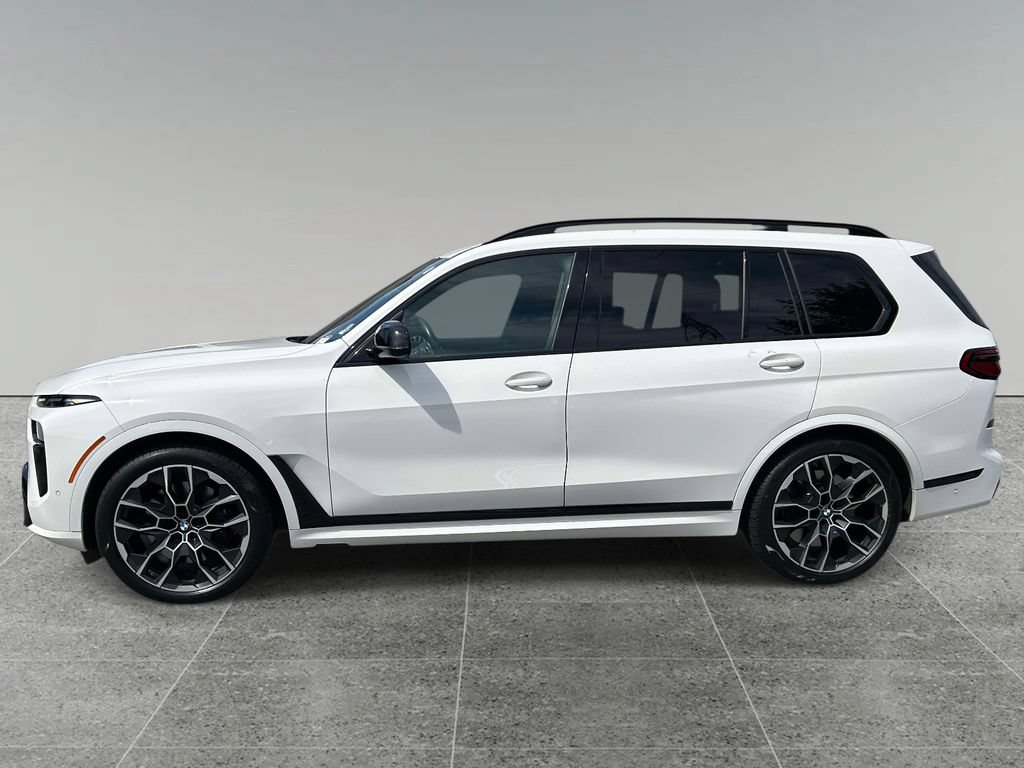 Used 2025 BMW X7 M60i w/ Executive Package AWD/4WD image 2