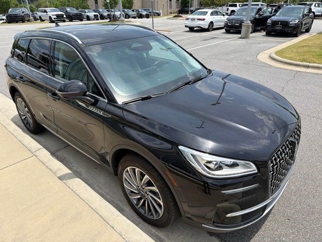 Used 2024 Lincoln Corsair Reserve w/ Equipment Group 201A FWD image 9