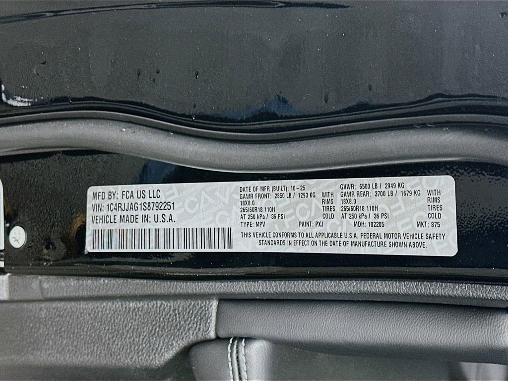 New 2025 Jeep Grand Cherokee L Laredo w/ Luxury Tech Group I image 19