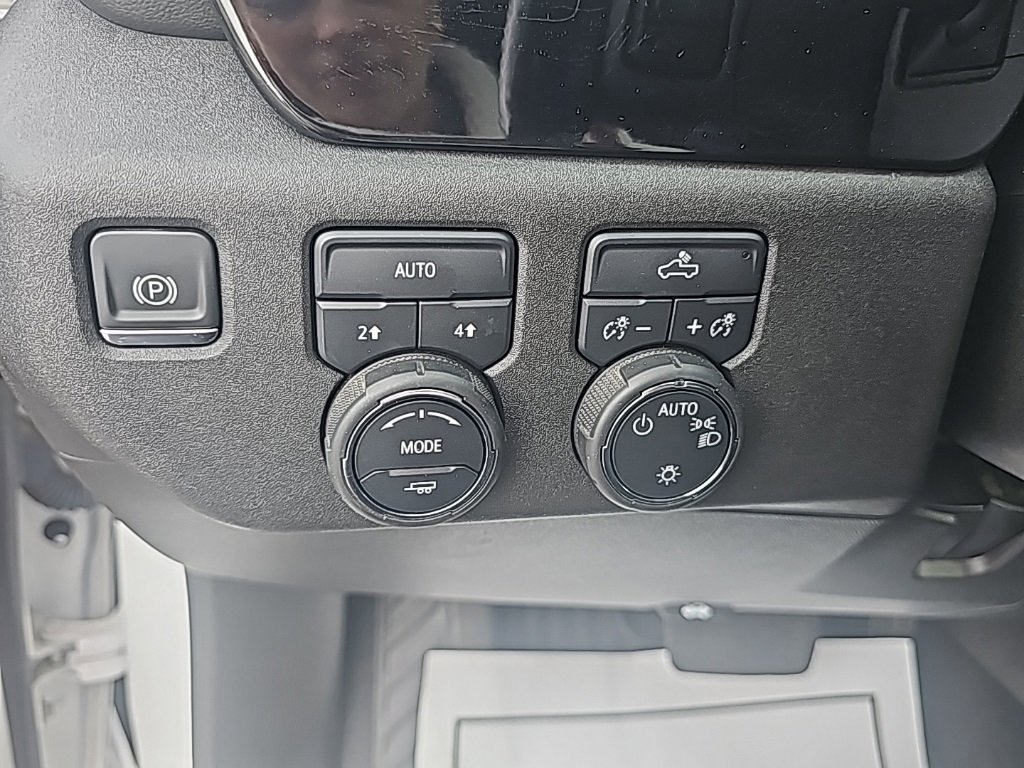 Used 2022 Chevrolet Silverado 1500 LT image 15