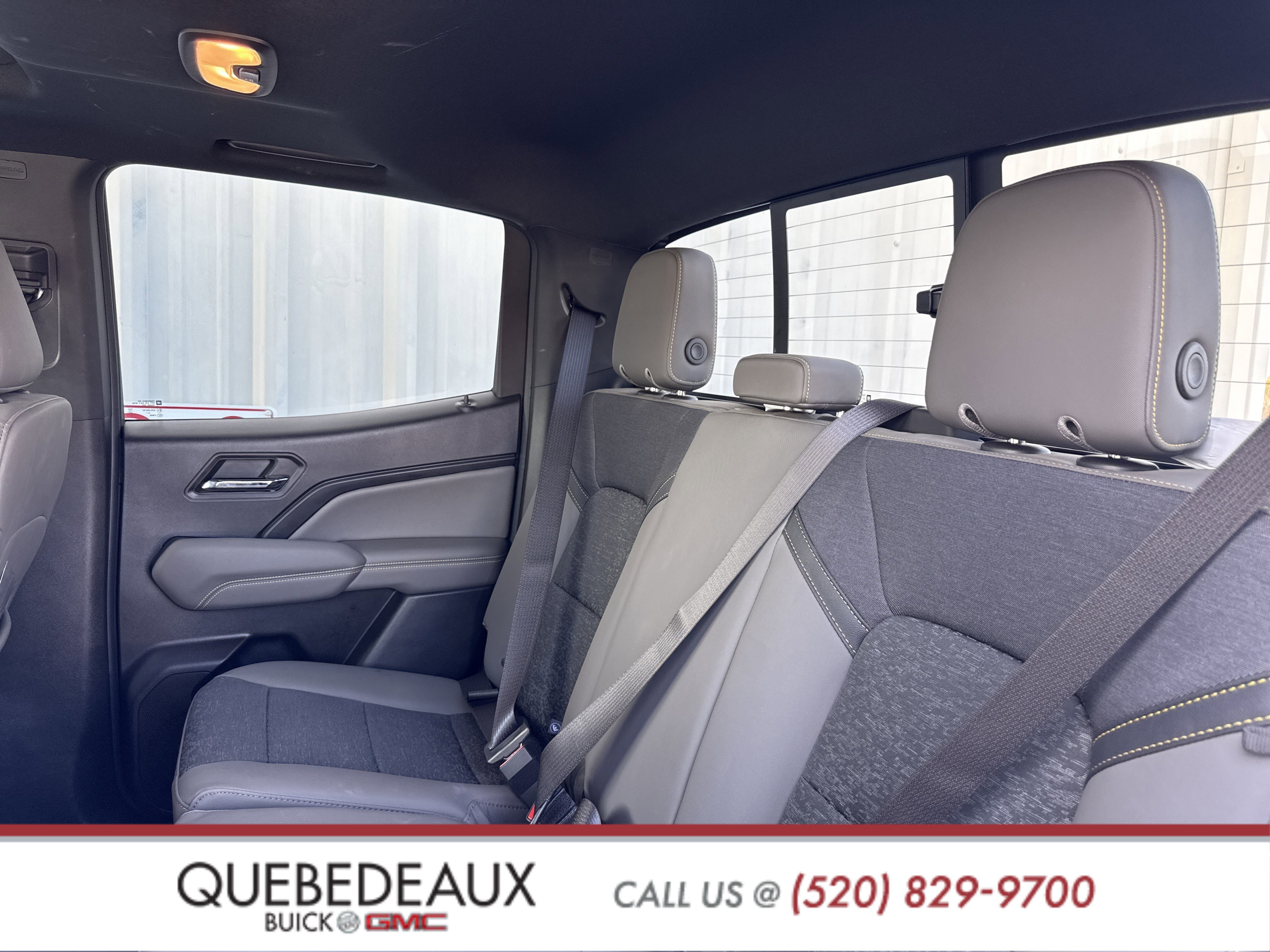 Used 2024 Chevrolet Colorado ZR2 w/ Technology Package image 39