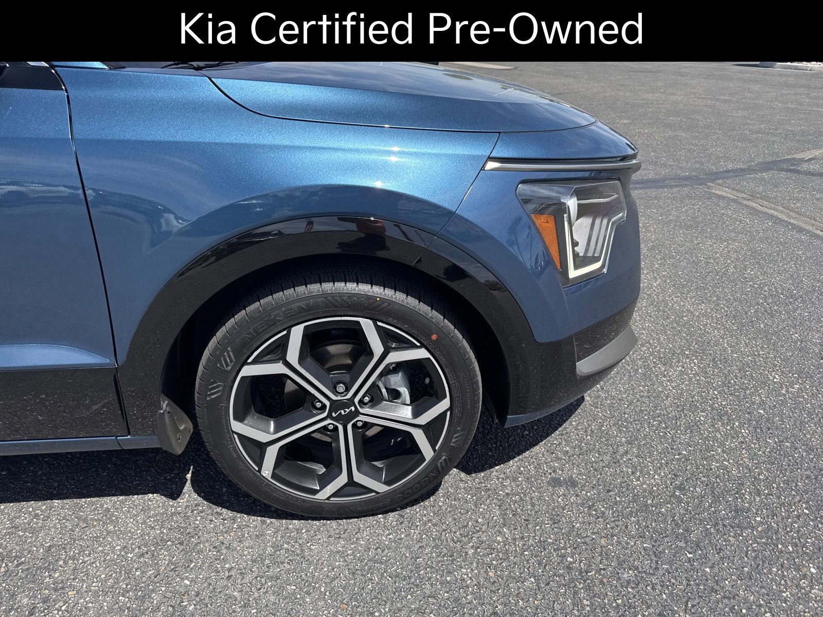 Certified 2023 Kia Niro EX Touring FWD image 22