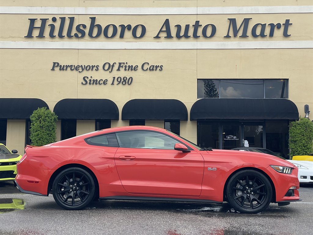 Used 2015 Ford Mustang GT Premium w/ Equipment Group 401A RWD image 5