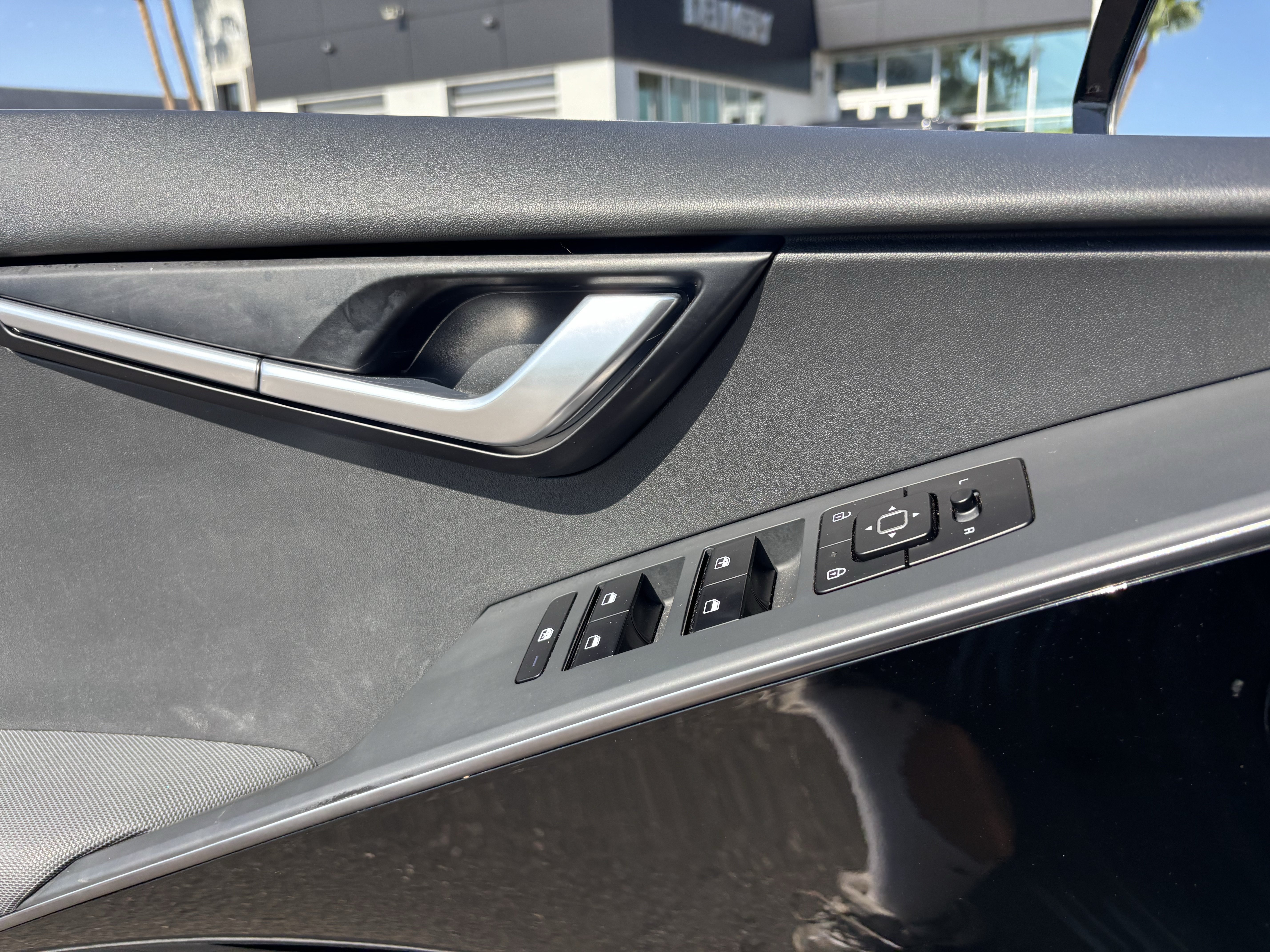Certified 2023 Kia Niro Wind FWD image 19