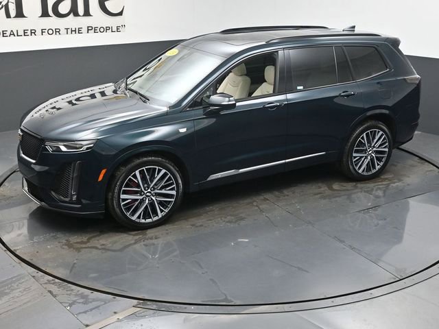 Used 2024 Cadillac XT6 Sport w/ Technology Package image 49