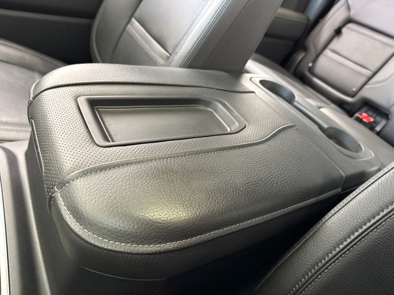 Used 2019 GMC Sierra 1500 Denali w/ Denali Ultimate Package AWD/4WD image 32