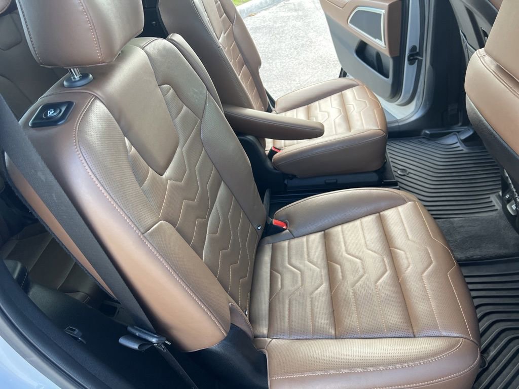 Used 2022 Kia Telluride SX w/ SX Prestige Package AWD/4WD image 49